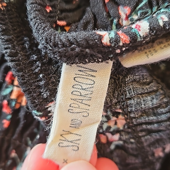 Tilly’s Floral Dress - Picture 5 of 5